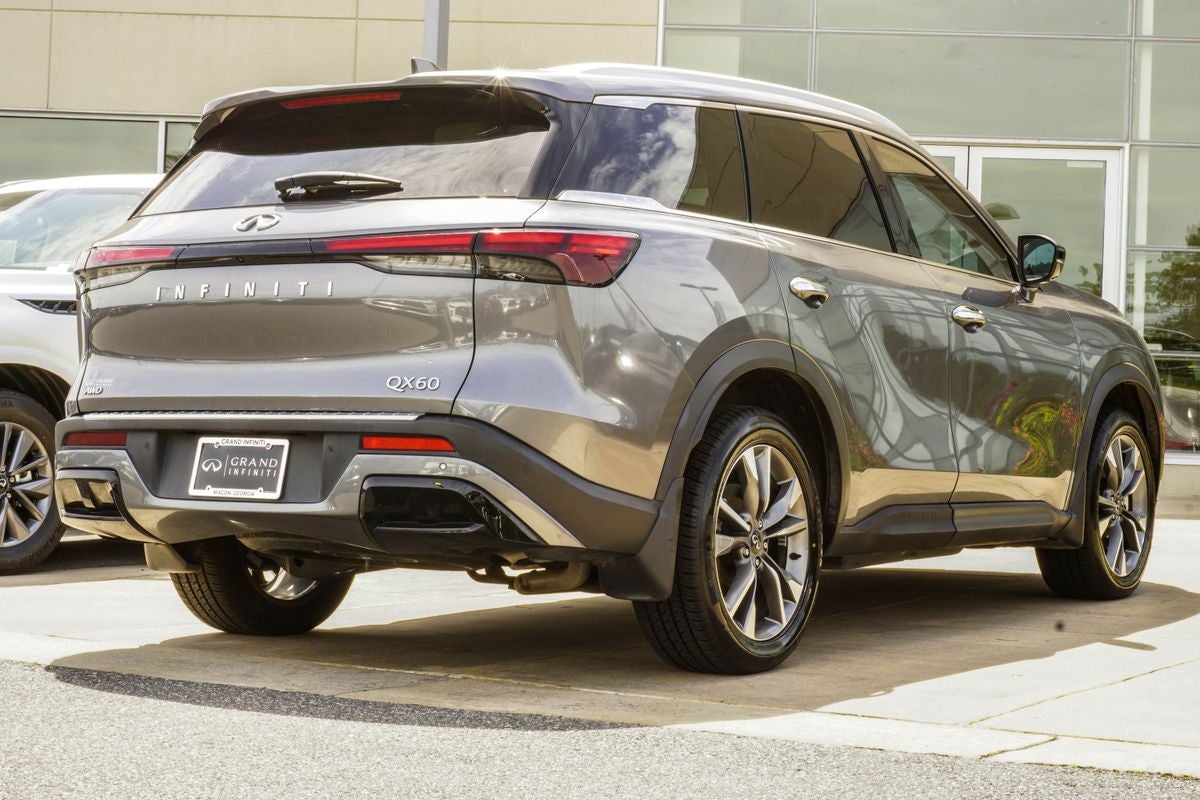 2023 INFINITI QX60 LUXE