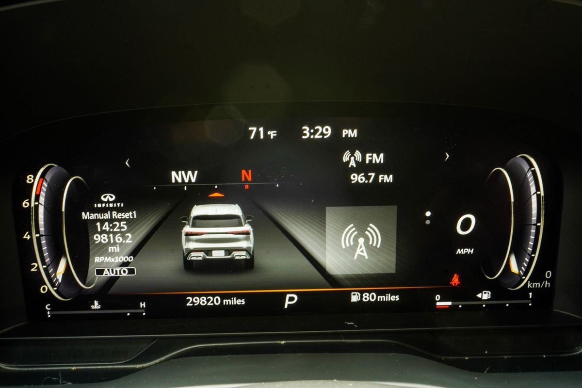 2023 INFINITI QX60 LUXE