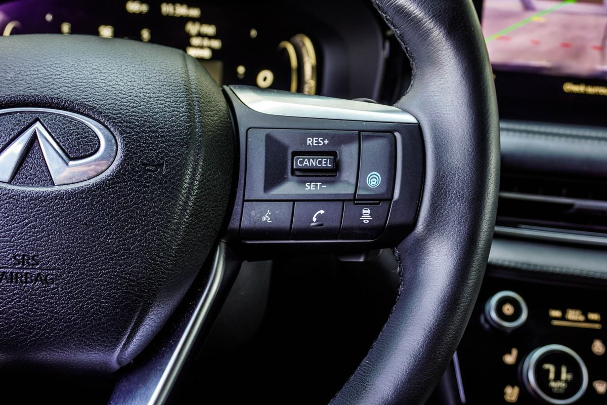 2023 INFINITI QX60 LUXE