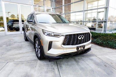 2023 INFINITI QX60 LUXE