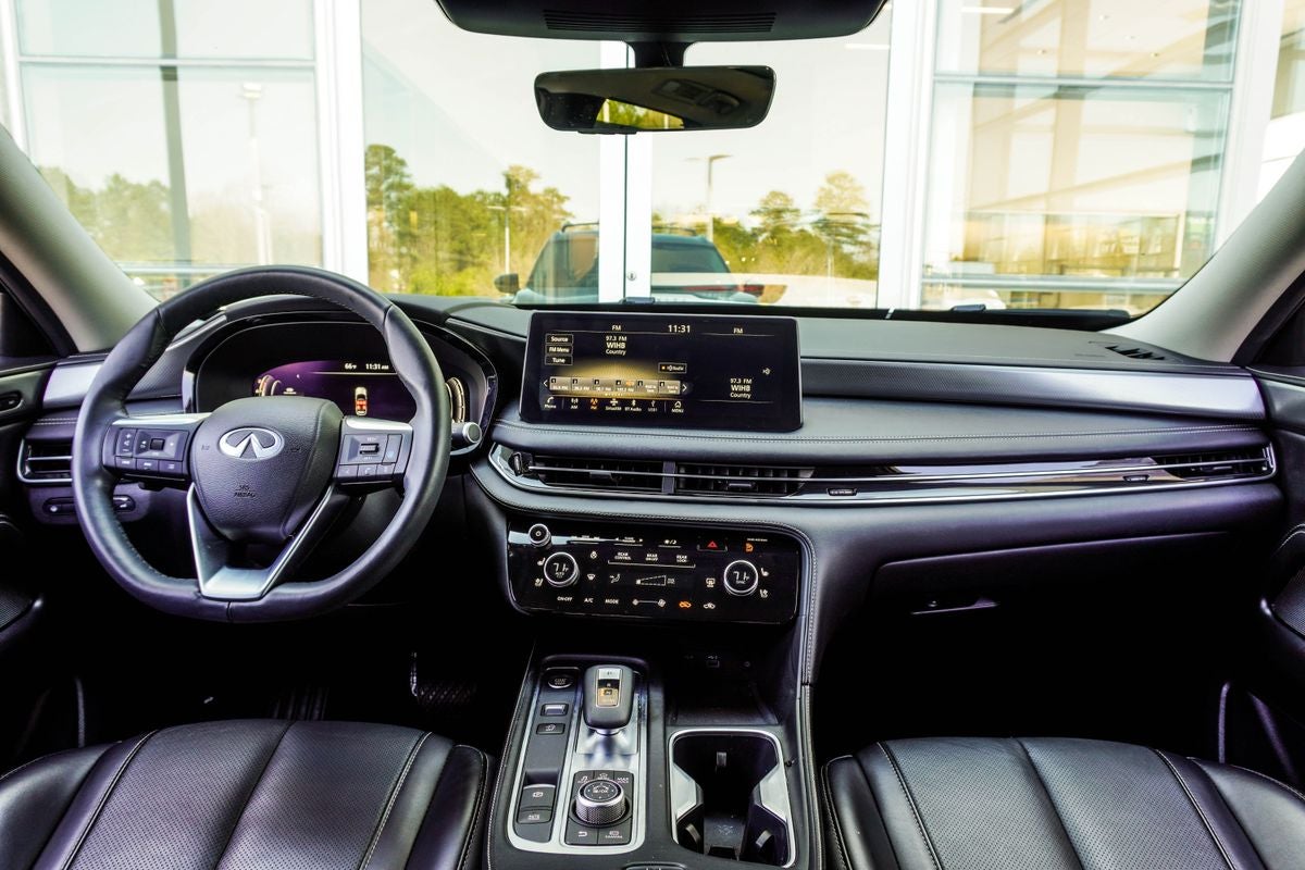 2023 INFINITI QX60 LUXE