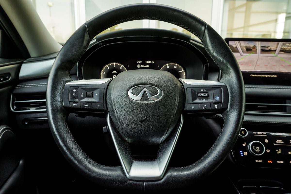 2023 INFINITI QX60 LUXE