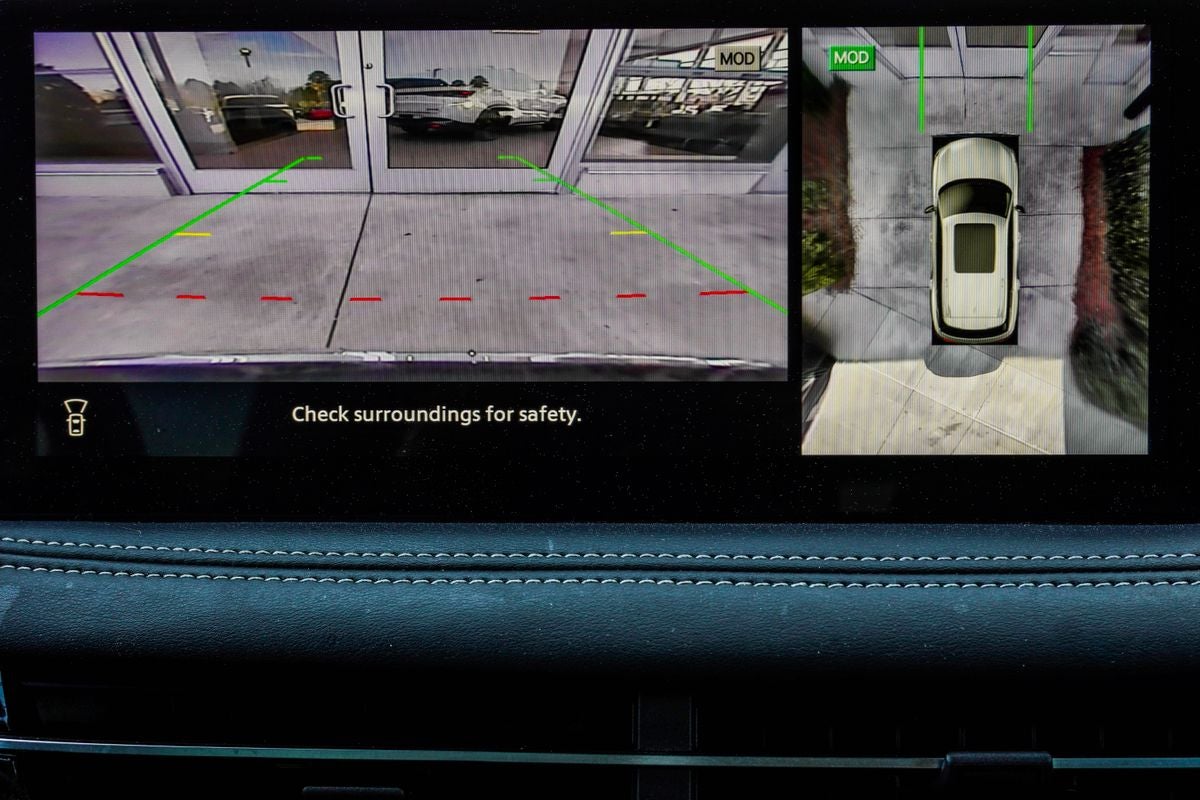 2023 INFINITI QX60 LUXE