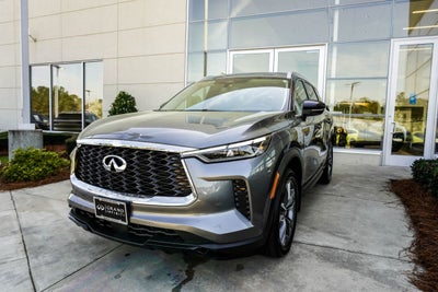 2023 INFINITI QX60 LUXE