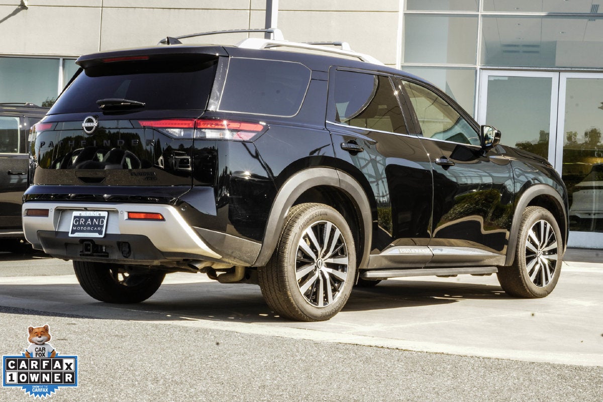 2025 Nissan Pathfinder Platinum