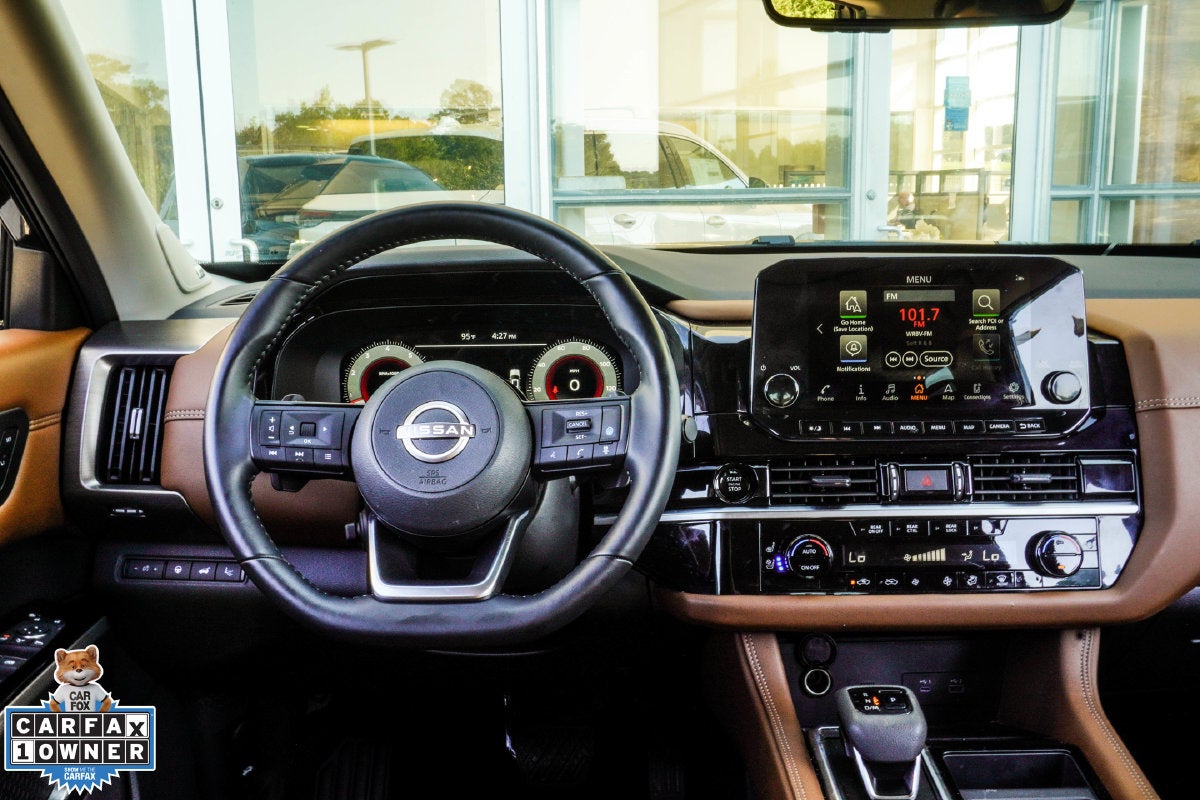 2025 Nissan Pathfinder Platinum