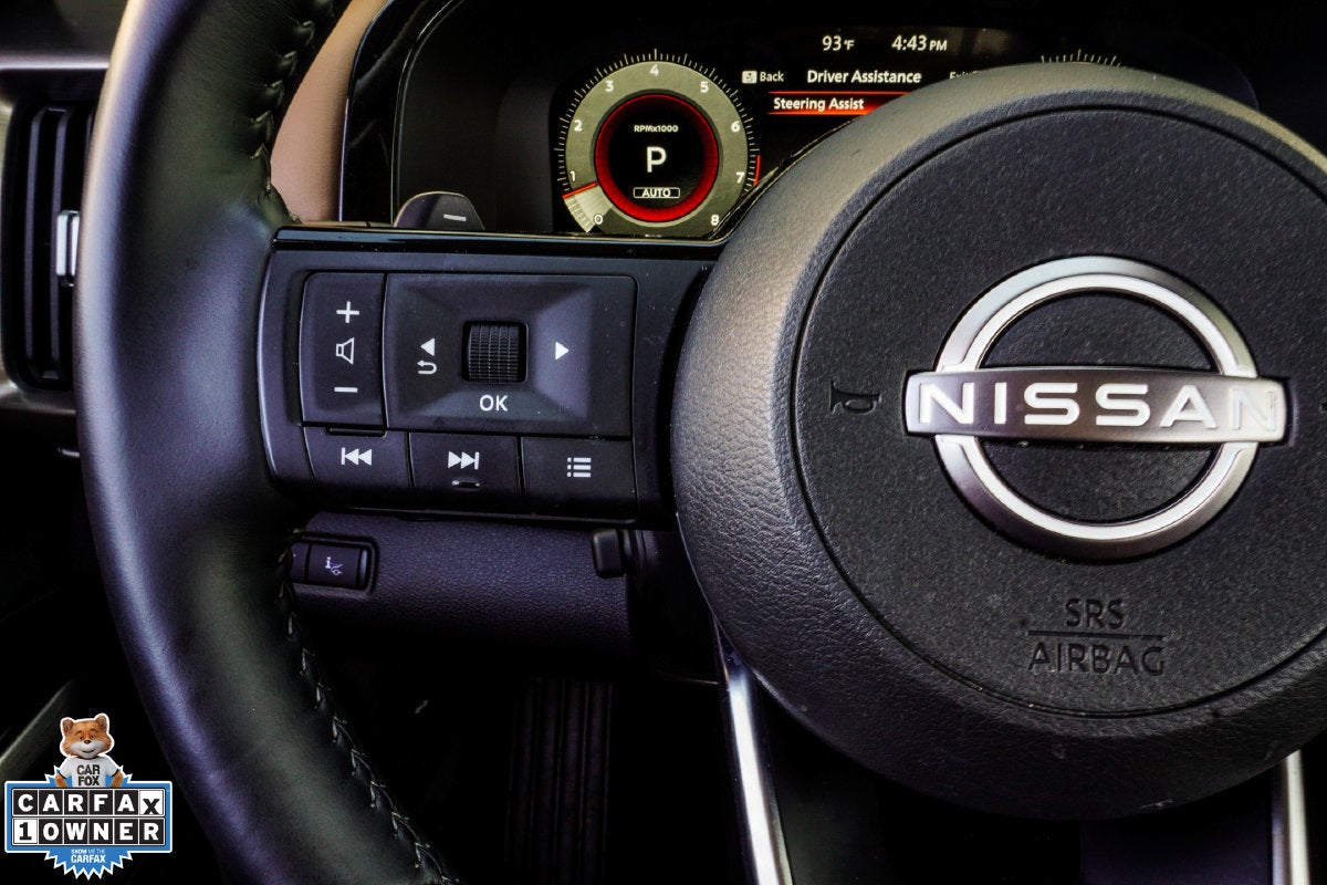 2025 Nissan Pathfinder Platinum