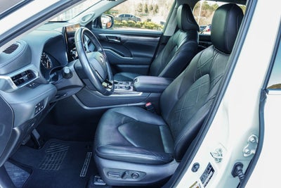 2020 Toyota Highlander Platinum