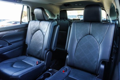 2020 Toyota Highlander Platinum