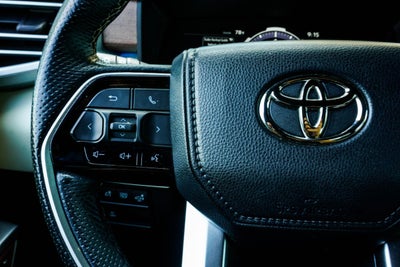 2023 Toyota Tundra Hybrid Capstone