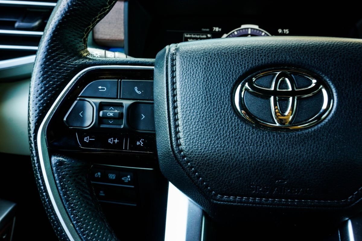 2023 Toyota Tundra Hybrid Capstone