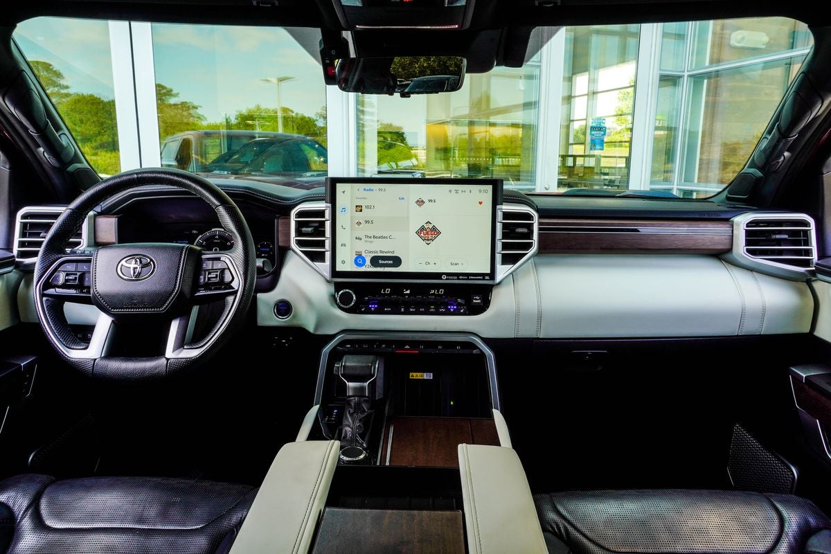 2023 Toyota Tundra Hybrid Capstone