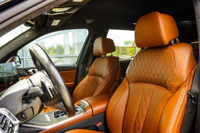 2024 BMW X7 M60i