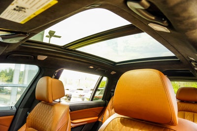 2024 BMW X7 M60i