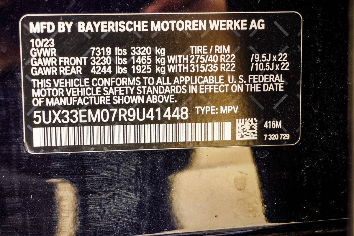 2024 BMW X7 M60i
