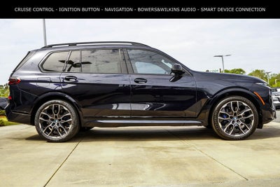 2024 BMW X7 M60i