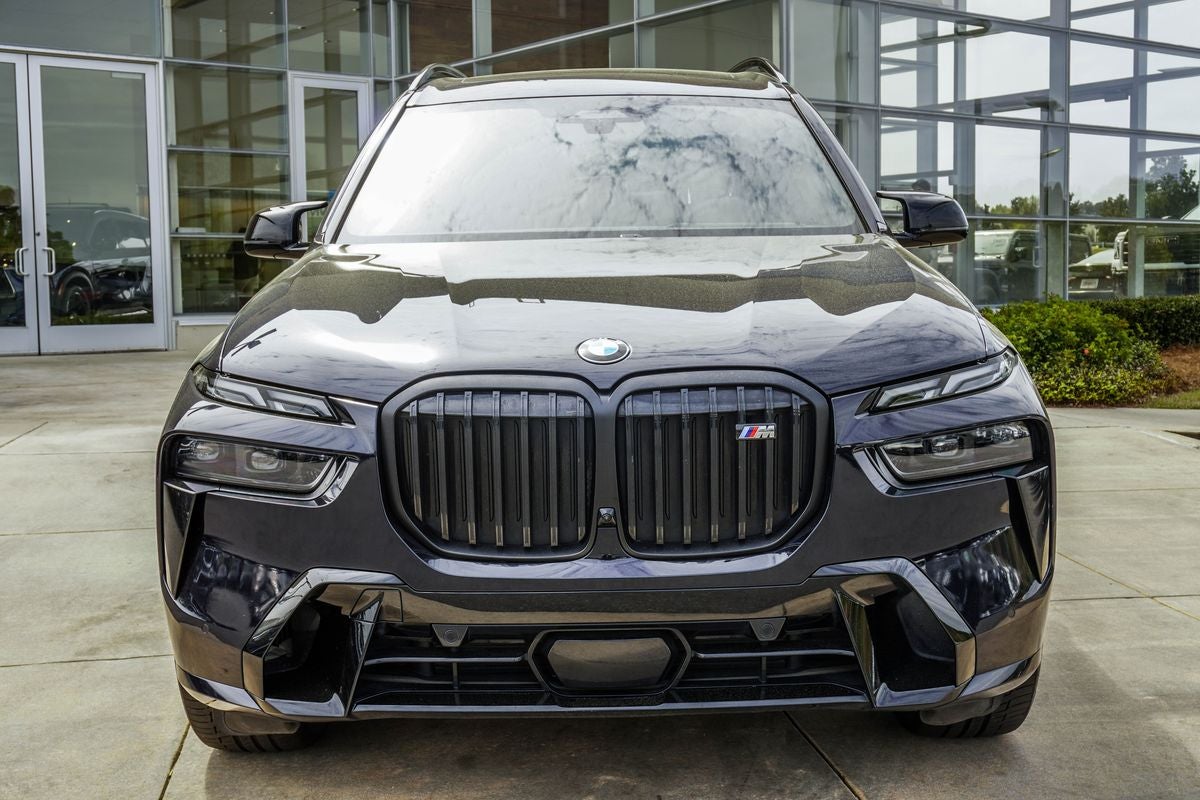 2024 BMW X7 M60i
