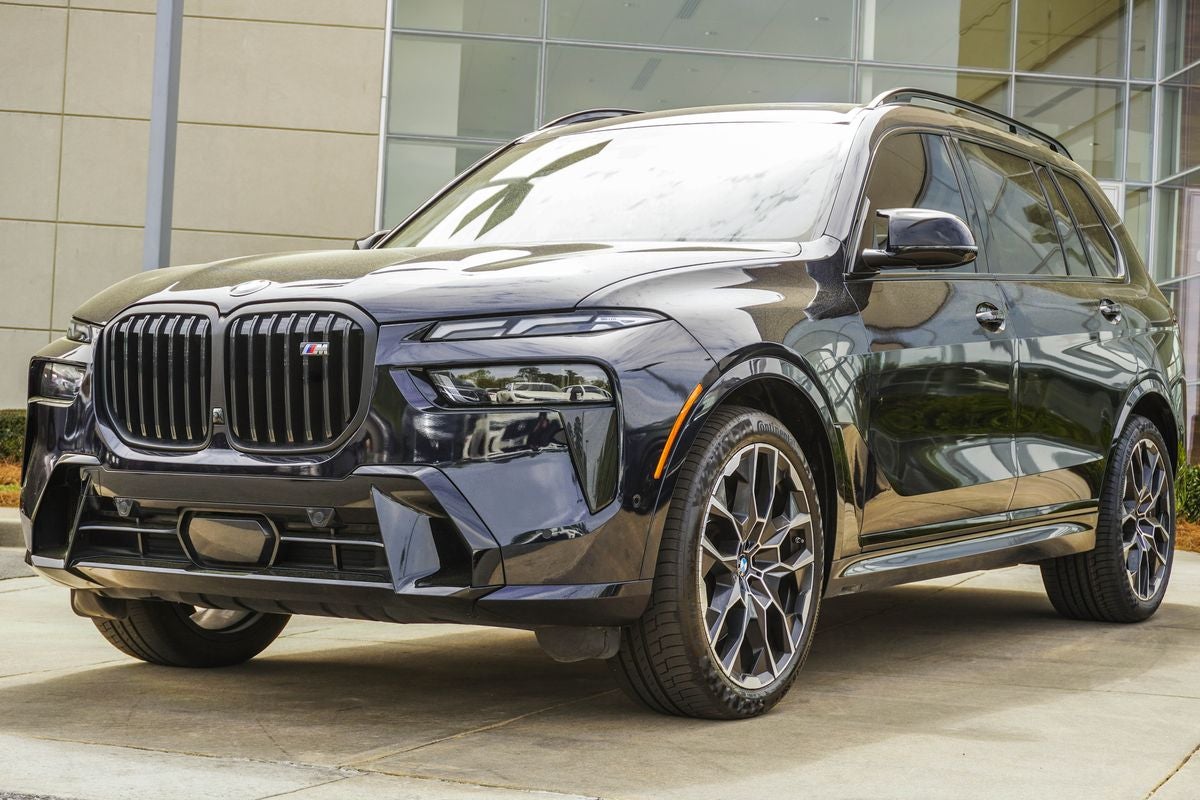 2024 BMW X7 M60i
