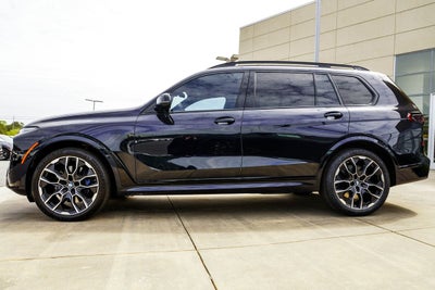 2024 BMW X7 M60i