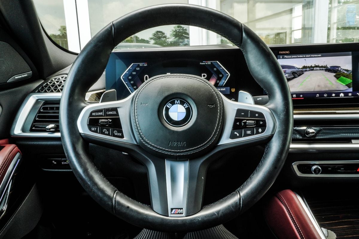 2025 BMW X6 xDrive40i