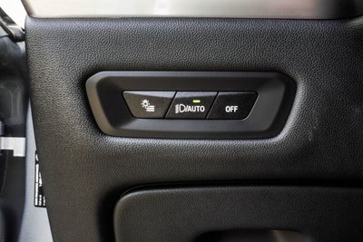 2025 BMW X6 xDrive40i
