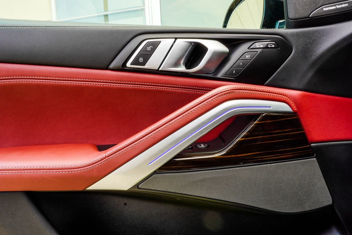 2025 BMW X6 xDrive40i