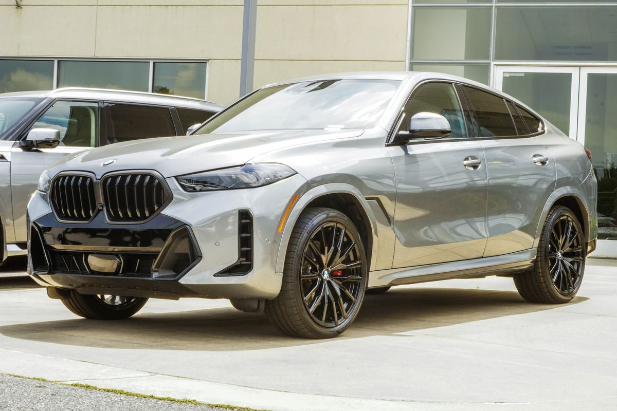 2025 BMW X6 xDrive40i