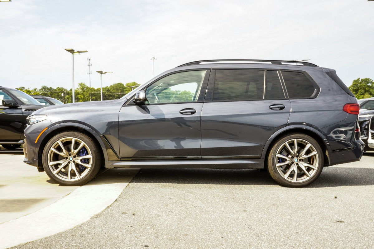 2021 BMW X7 M50i