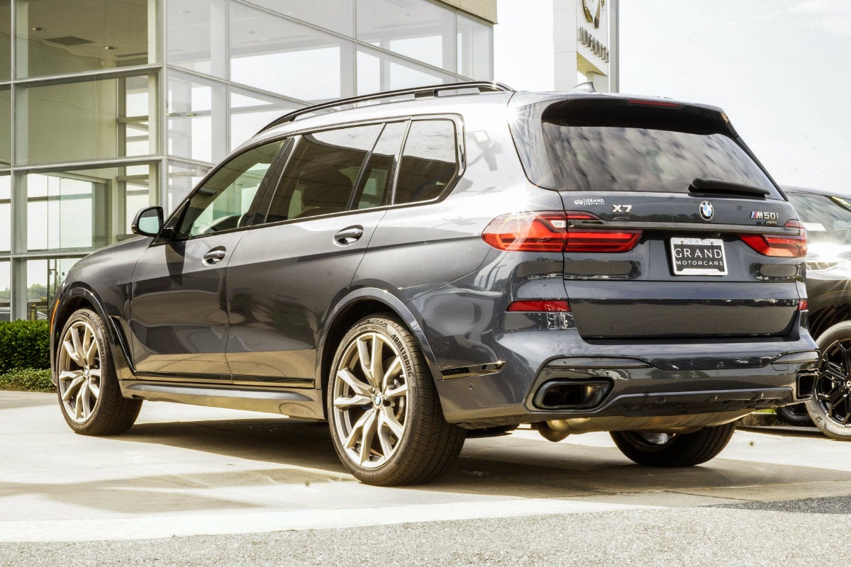 2021 BMW X7 M50i
