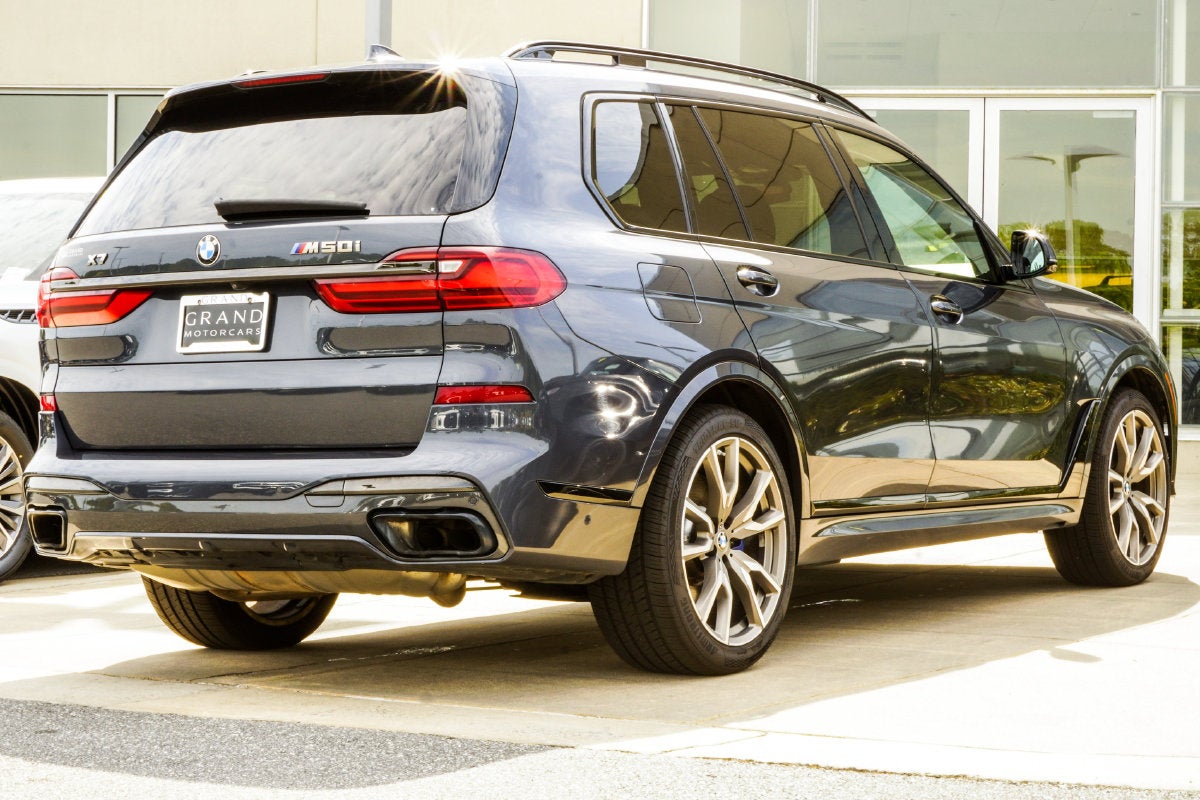2021 BMW X7 M50i