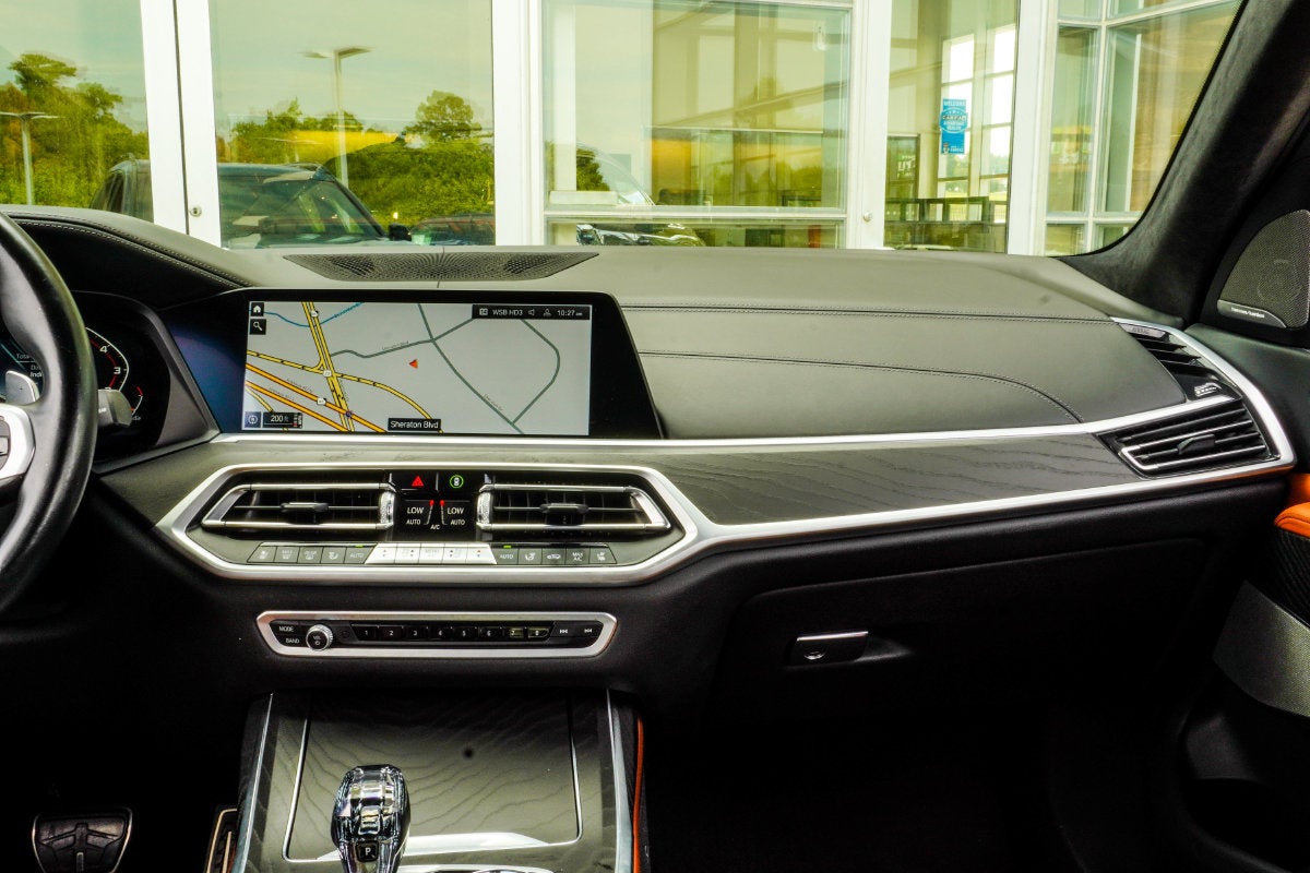 2021 BMW X7 M50i
