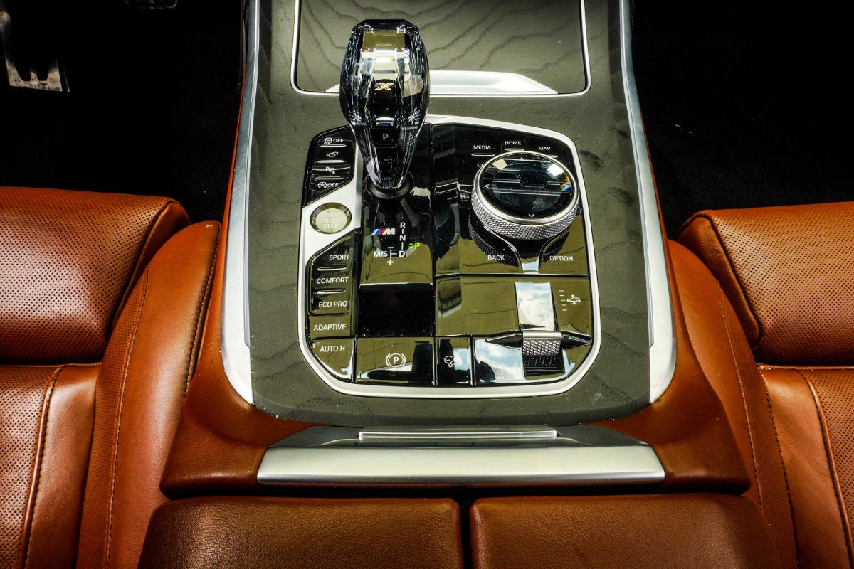 2021 BMW X7 M50i