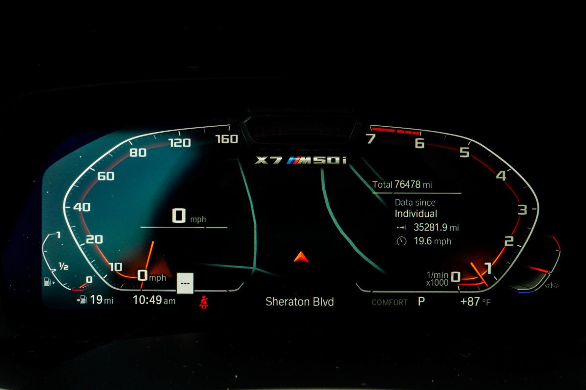 2021 BMW X7 M50i