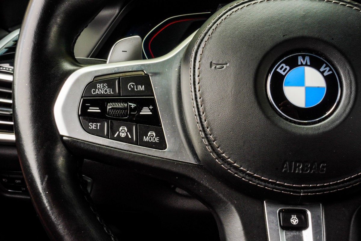 2021 BMW X7 M50i