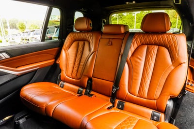 2021 BMW X7 M50i