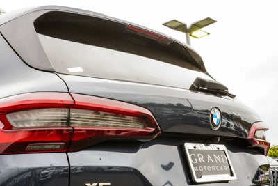 2022 BMW X5 M50i