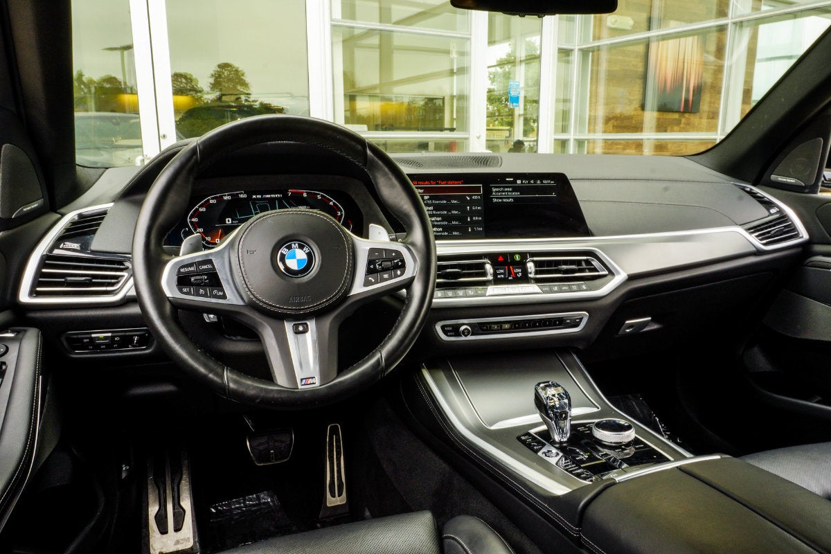 2022 BMW X5 M50i