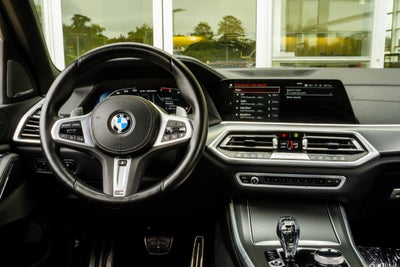 2022 BMW X5 M50i