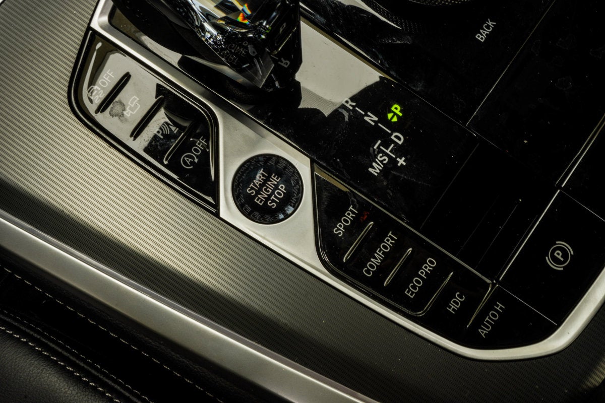 2022 BMW X5 M50i