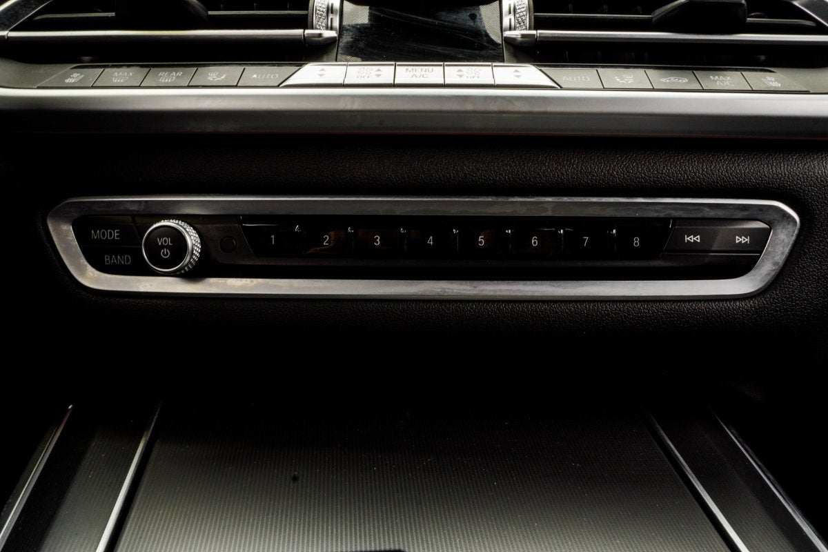 2022 BMW X5 M50i