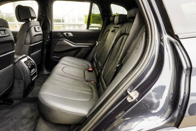 2022 BMW X5 M50i