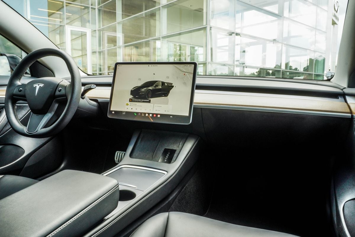 2023 Tesla Model 3 Performance