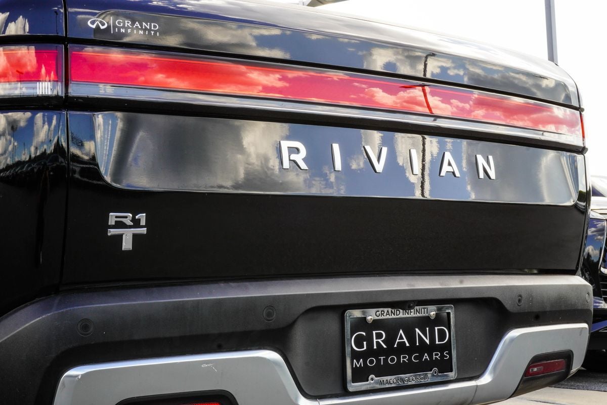 2022 Rivian R1T Adventure