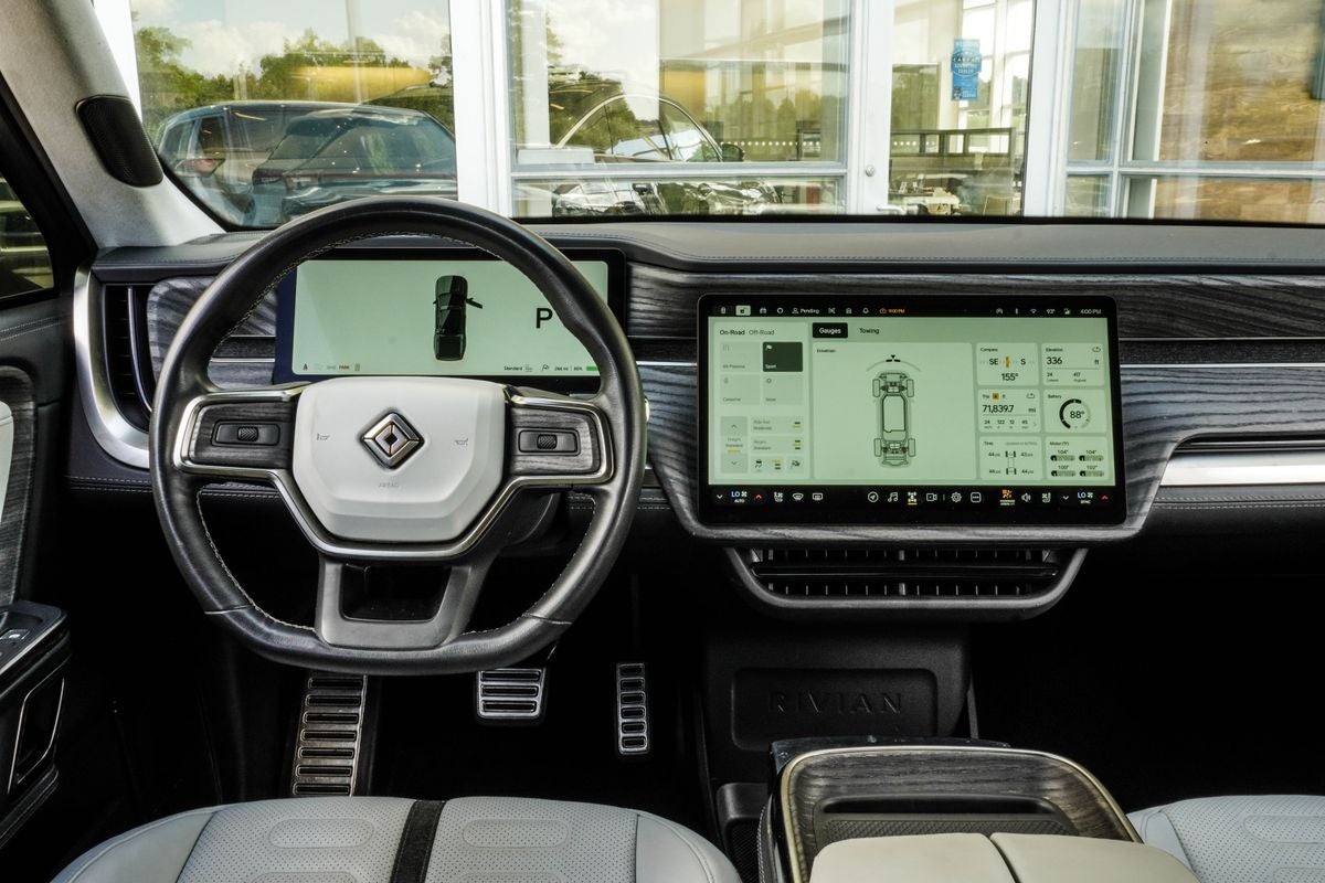 2022 Rivian R1T Adventure