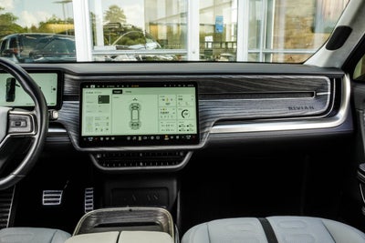 2022 Rivian R1T Adventure