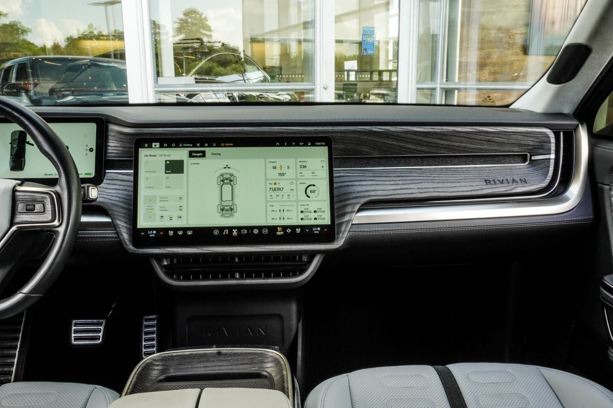 2022 Rivian R1T Adventure