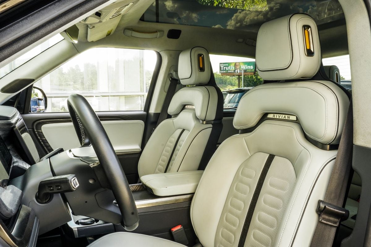 2022 Rivian R1T Adventure
