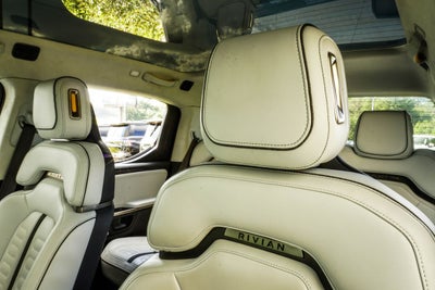 2022 Rivian R1T Adventure
