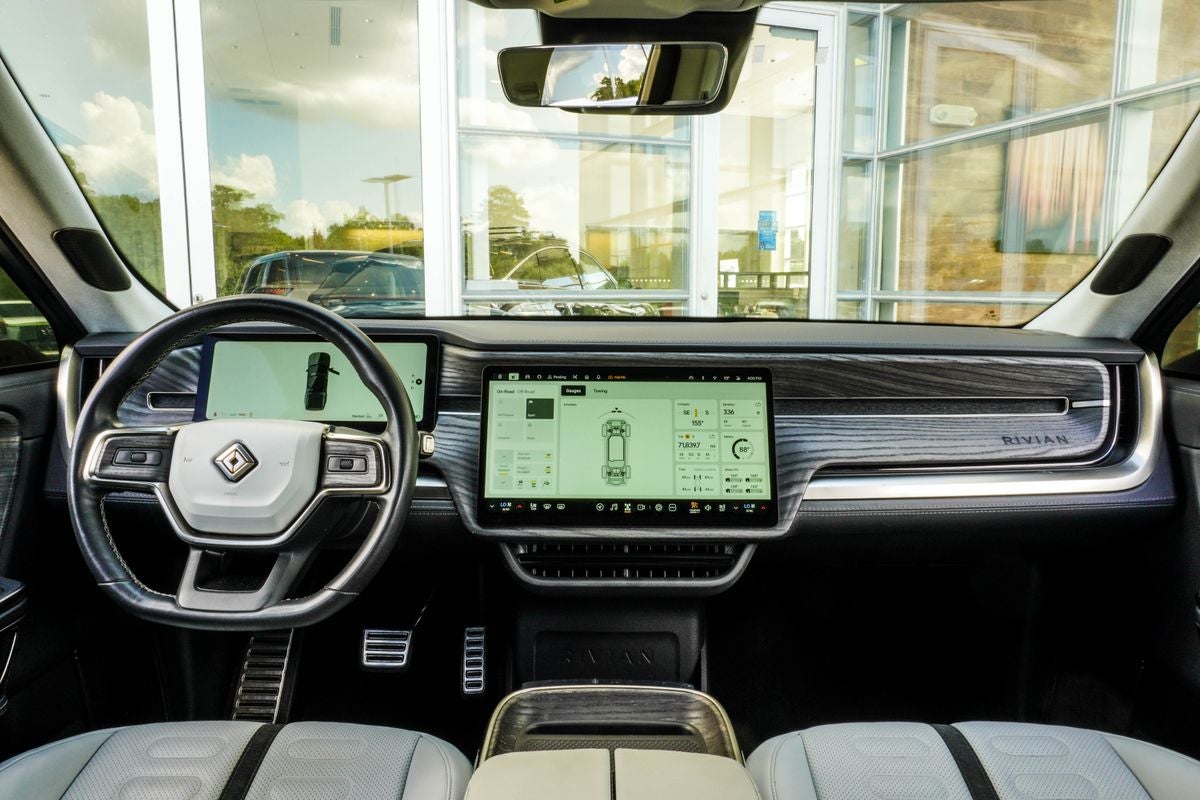 2022 Rivian R1T Adventure