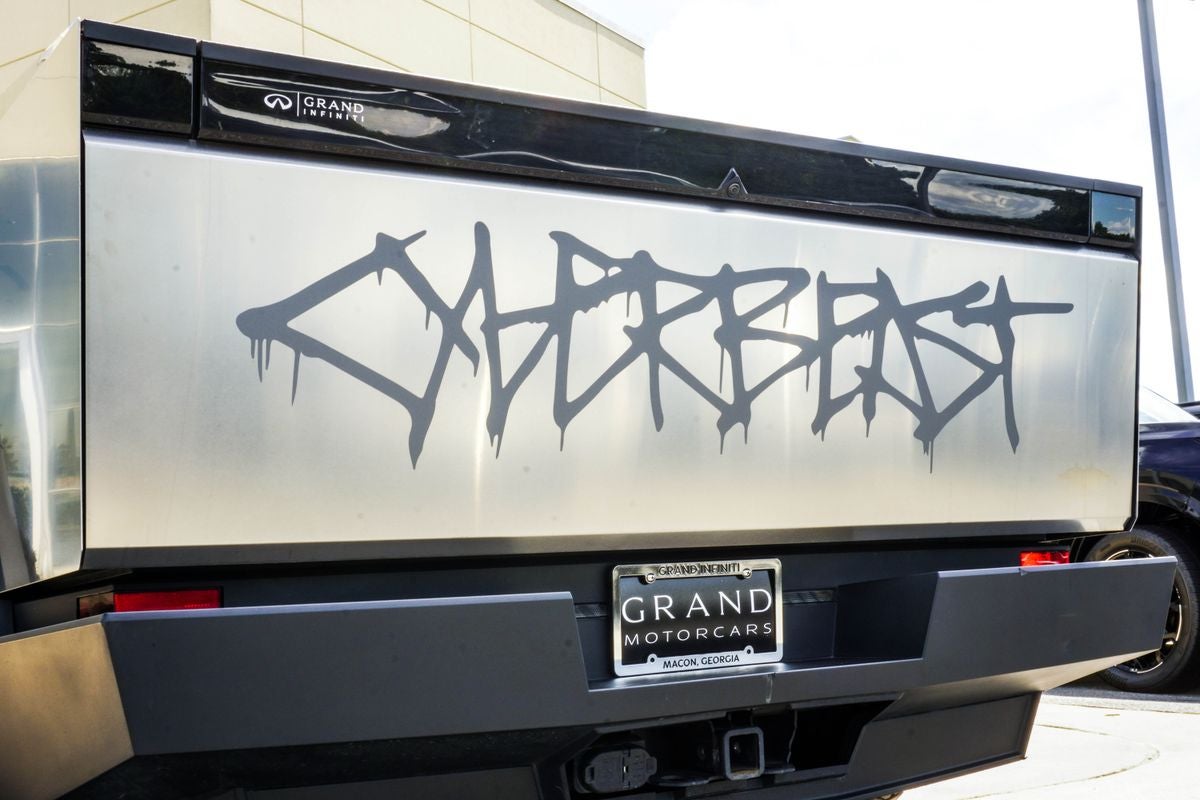 2024 Tesla Cybertruck Cyberbeast